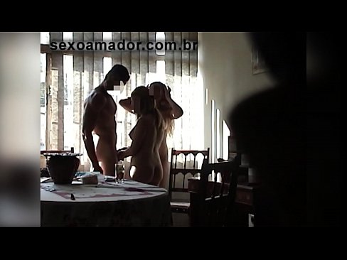 ❤️ Spolni prijatelji povabijo ogromnega moškega in trojček z njim ❌ Ruski pornič na porno sl.pornplaybb.ru ❌