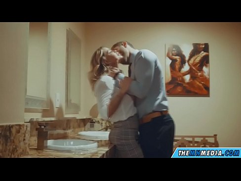 ❤️ Ko vas prsata blondinka zapelje na javnem stranišču ❌ Ruski pornič na porno sl.pornplaybb.ru ❌